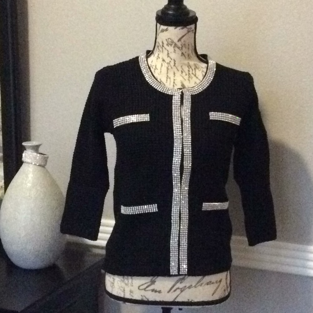 🥂🌹NWOT Black rhinestone cardigan🥂🌹